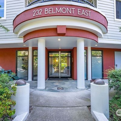 232 Belmont Avenue E, Seattle, WA 98102