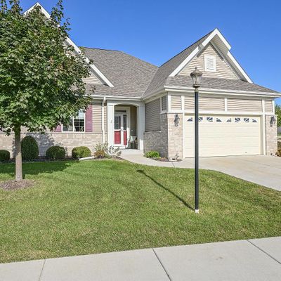 2326 Kayla Dr, Waukesha, WI 53188