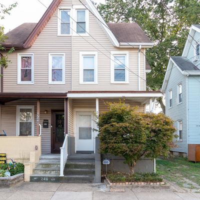 238 Kossuth St, Riverside, NJ 08075