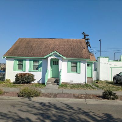 238 N 2nd Avenue, Sequim, WA 98382