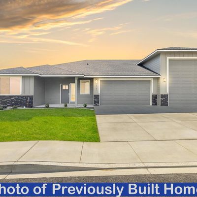 2897 S Belfair Pl, Kennewick, WA 99336