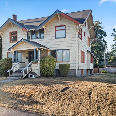 2901  2903 N 20th Street, Tacoma, WA 98406