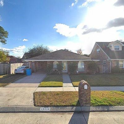 2901 Karen Dr, Chalmette, LA 70043