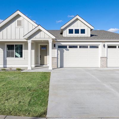 2906 Avrio Ave, Richland, WA 99354