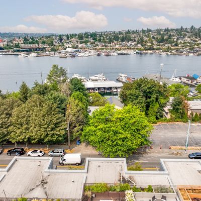 2920 Eastlake E, Seattle, WA 98102