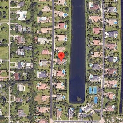 2956 Juniper Ln, Davie, FL 33330