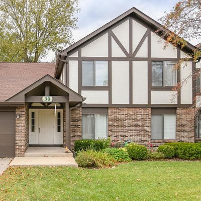 30 Driftwood Ct, Williams Bay, WI 53191