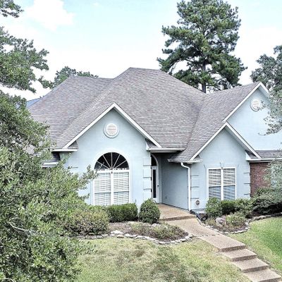 300 Bordeaux Dr, Clinton, MS 39056