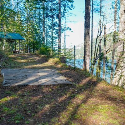 300 N Cushman Ridge Road, Hoodsport, WA 98563