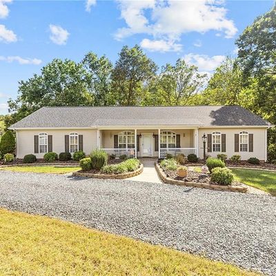 3003 Tranquil Ln, Asheboro, NC 27205