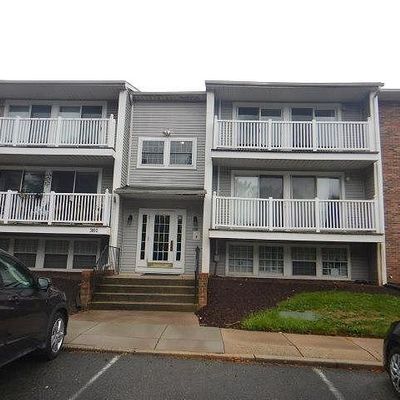 301 Palmspring Dr #12, Gaithersburg, MD 20878