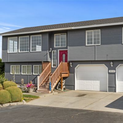 3012 Kona St, Malaga, WA 98828