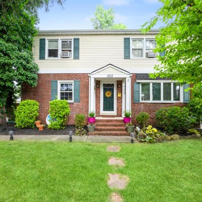 303 Dukes Rd, Colonia, NJ 07067