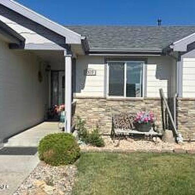 303 Huntington Dr, Gillette, WY 82718