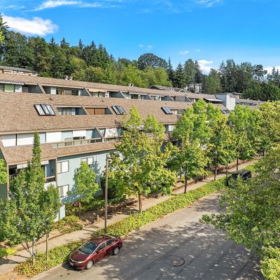 3030 80th Avenue Se, Mercer Island, WA 98040