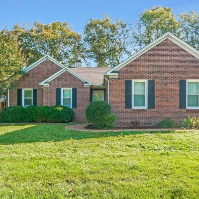 304 Longstreet Dr, Columbia, TN 38401