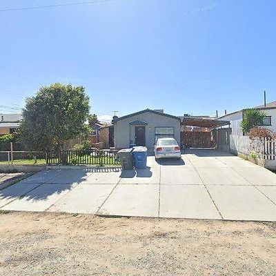 305 Buena Vista St, Taft, CA 93268