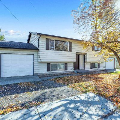 305/307 S Evergreen Rd, Spokane Valley, WA 99216