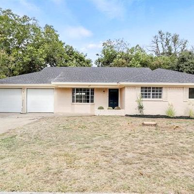 308 Cotillion Rd, Fort Worth, TX 76134