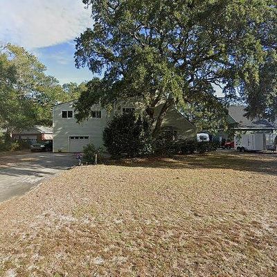 31 Augusta Drive Oak Island, Island, NC 28465