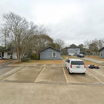 311 S 3 Rd St, La Porte, TX 77571