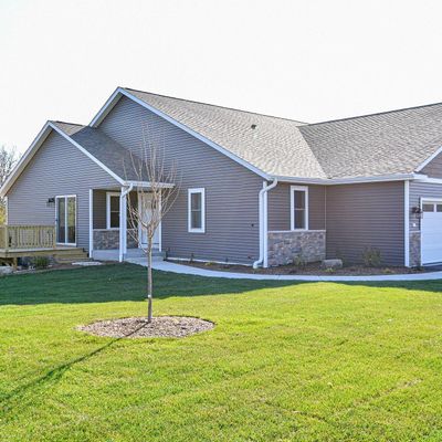 312 N Trailview Cir, Unit 25, Waterford, WI 53185