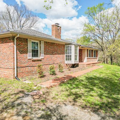 312 Sunnyside Ln, Columbia, TN 38401