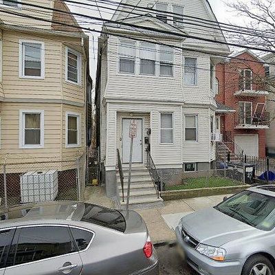 27 5 Th St, Newark, NJ 07107