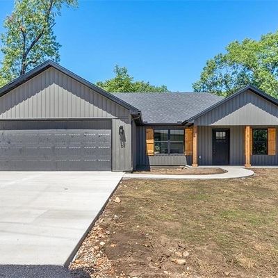 27 Eastleigh Drive, Bella Vista, AR 72714