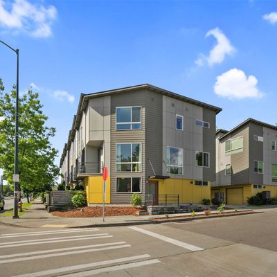 2709 S Charlestown St, Seattle, WA 98108