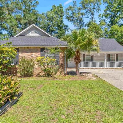 2746 Chickering Rd, Pensacola, FL 32514