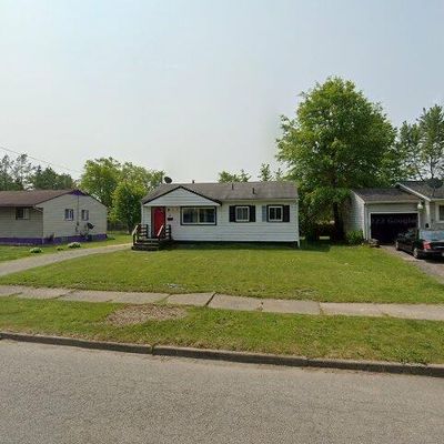 2747 Randolph St Nw, Warren, OH 44485