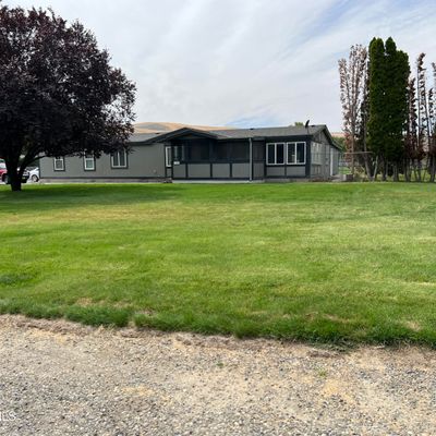 27906 Se 855 Pr Se Rd, Kennewick, WA 99338