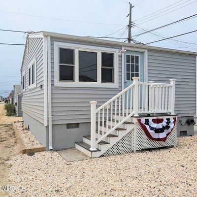 28 E Penguin Way, Lavallette, NJ 08735