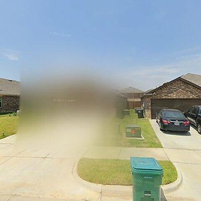 2805 Buckingham Dr, Denton, TX 76209