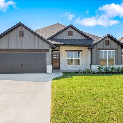 2809 Spector Drive, Bryan, TX 77808