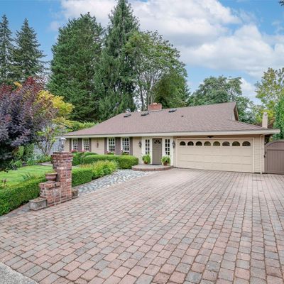 2820 Sw 324 Th Pl, Federal Way, WA 98023