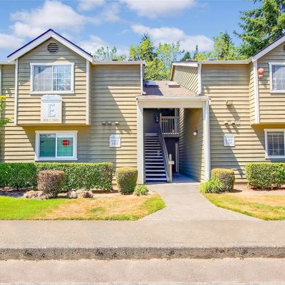 28300 18th Avenue S, Federal Way, WA 98003