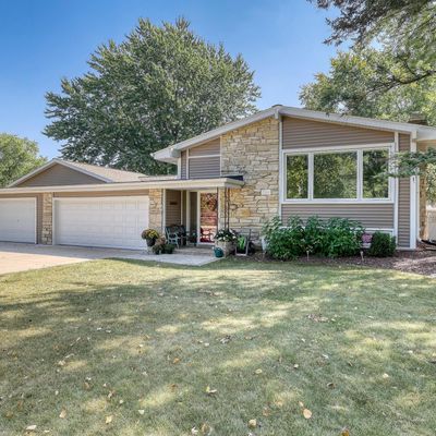 3332 S El Sirroco Dr, New Berlin, WI 53151