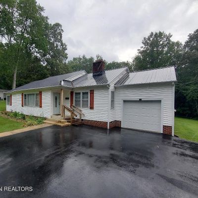 342 Vine St, Oneida, TN 37841