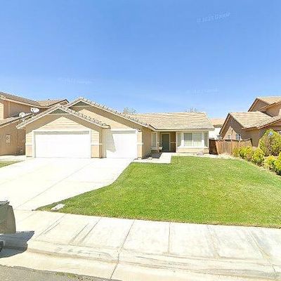 3435 Whisper Sands Ave, Rosamond, CA 93560