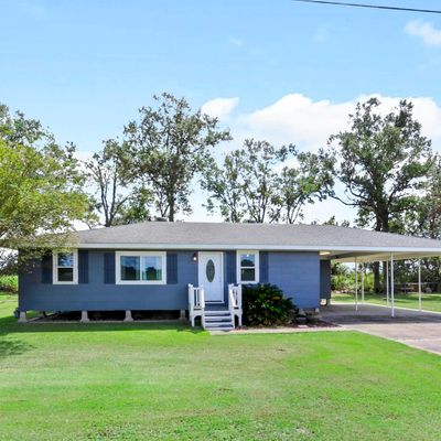 34363 Jules Dr, Donaldsonville, LA 70346