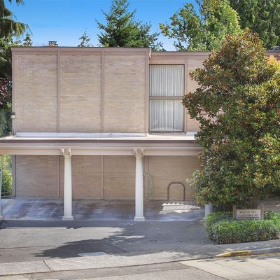 3440 25th Avenue W, Seattle, WA 98199