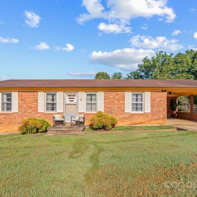 347 Oak Hill Rd, Nebo, NC 28761