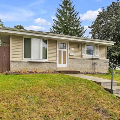 350 Richard St, Waukesha, WI 53189