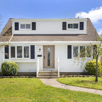 350 Sunset Ave, Old Bridge, NJ 08857