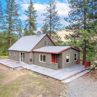 352 W Chewuch Rd, Winthrop, WA 98862