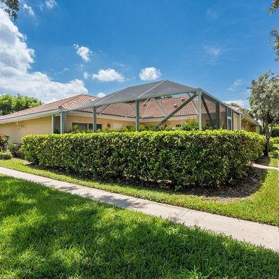 3570 Wildwood Forest Court, Palm Beach Gardens, FL 33403