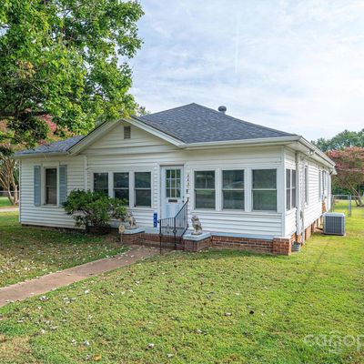 363 Scott St, Mount Holly, NC 28120