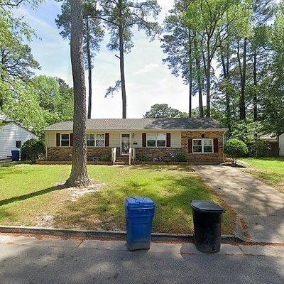 3637 Starlighter Dr, Virginia Beach, VA 23452